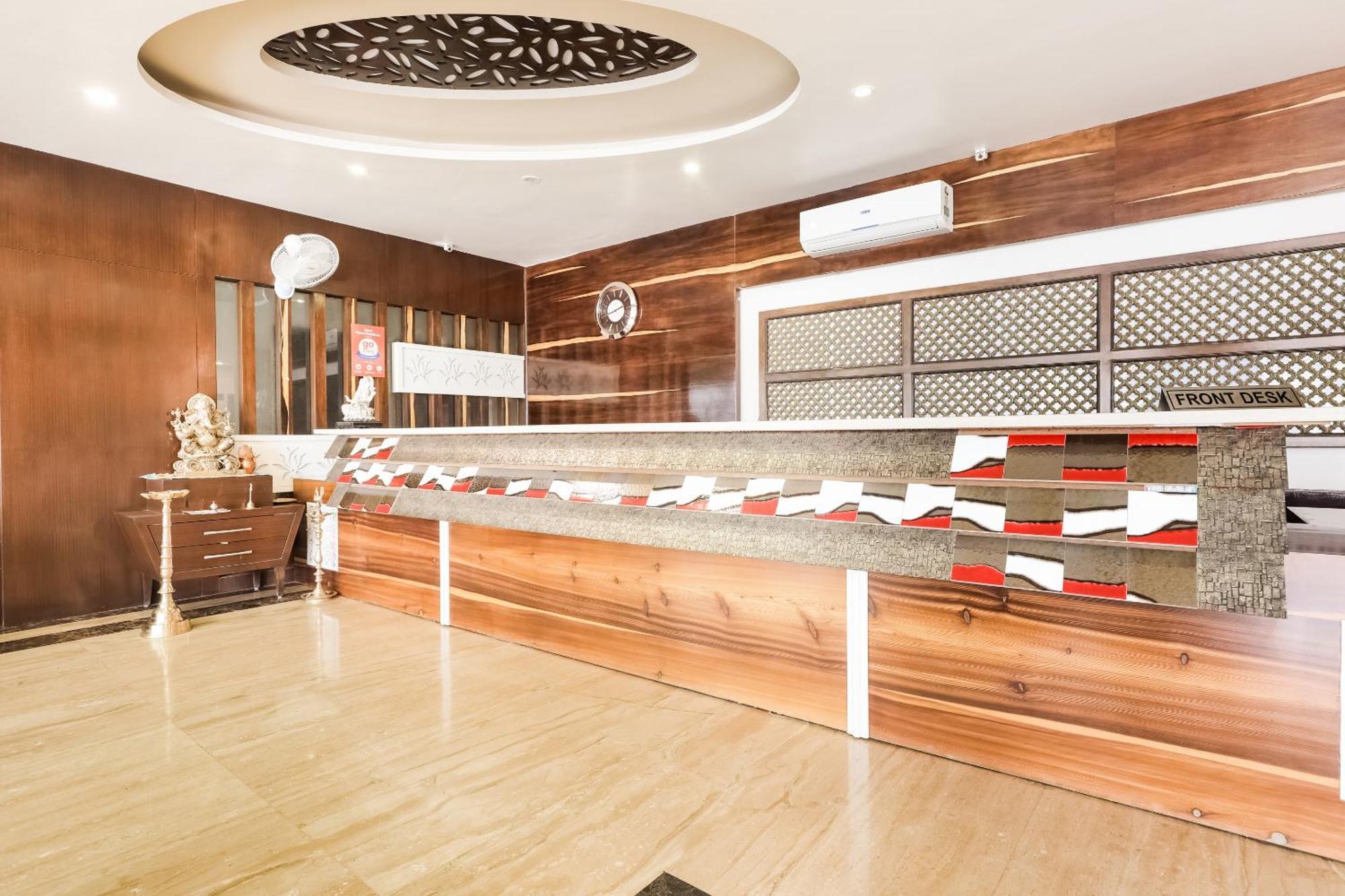 Super Townhouse Lalghati Near Airport 博帕尔 外观 照片