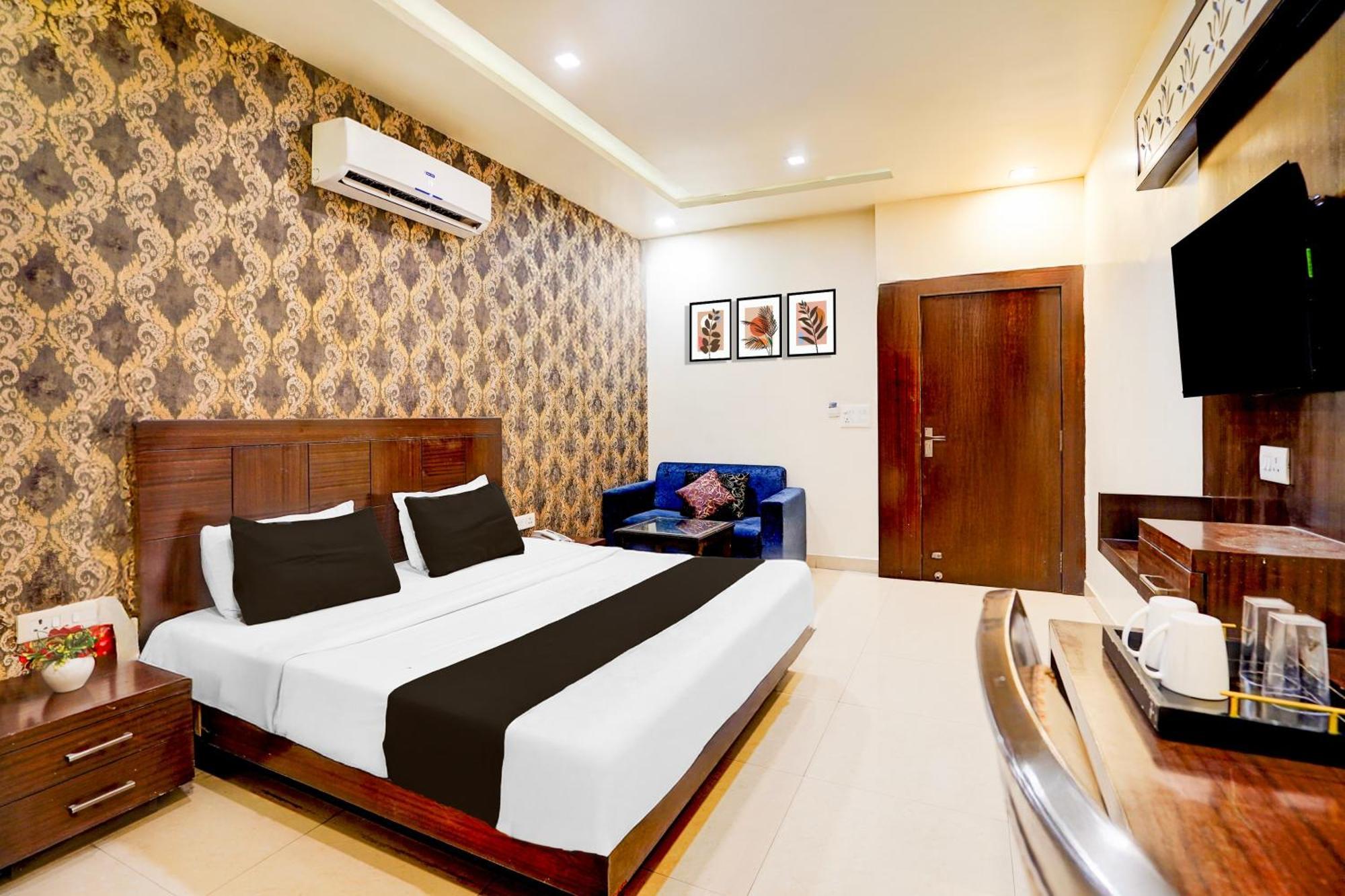 Super Townhouse Lalghati Near Airport 博帕尔 外观 照片